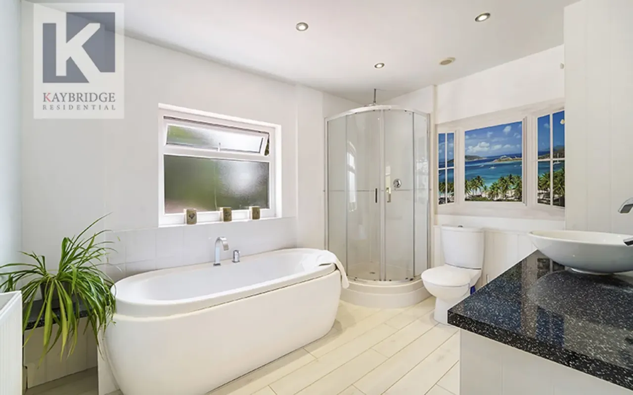 Raleigh Drive, Surbiton, KT5, photo 10