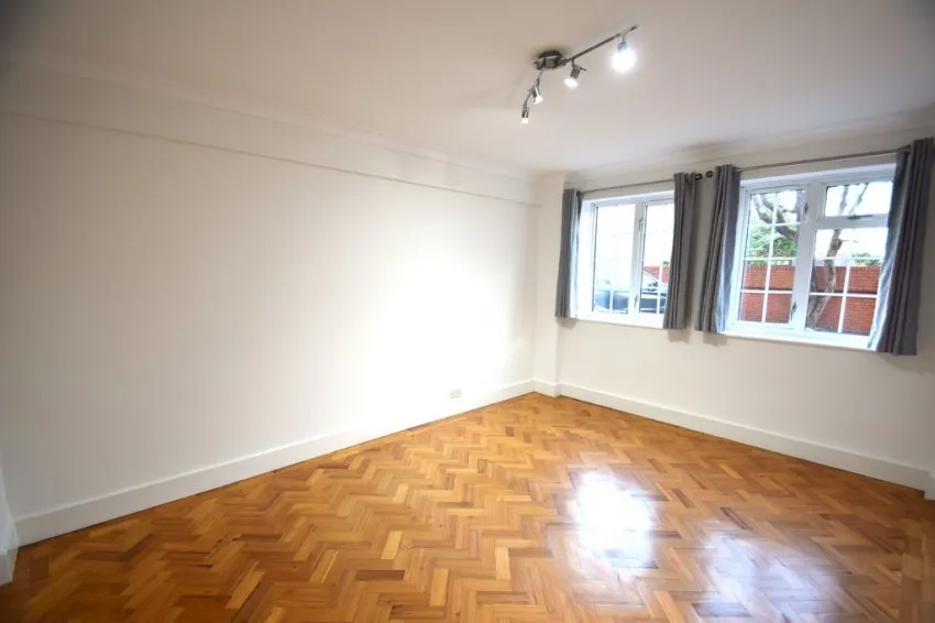 Stamford Court, W6, photo 5