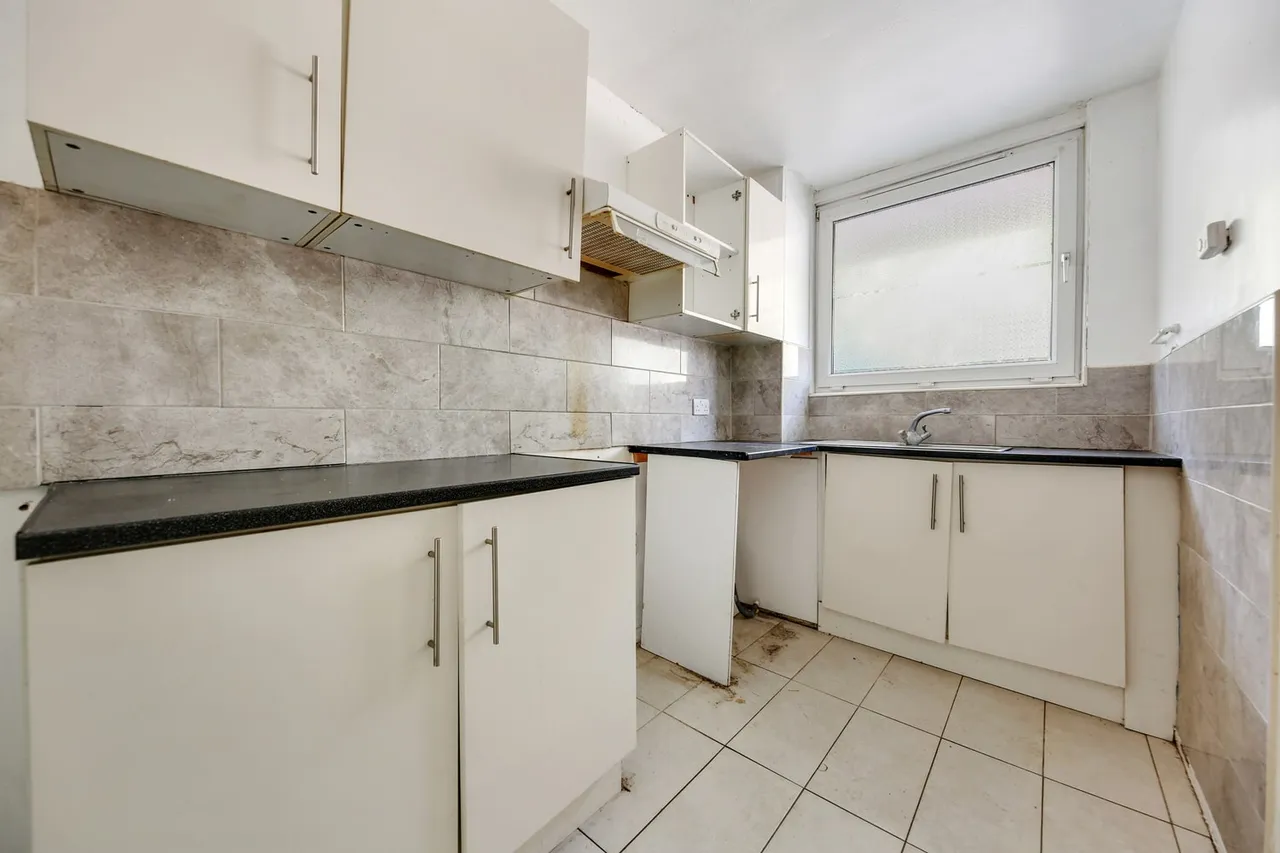 105 Fairfoot Road, London, E3 4EJ, photo 3