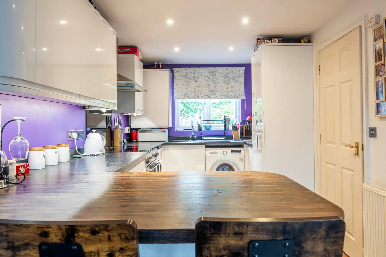 Bushel Cottage, The Maltings, OX15, photo 12