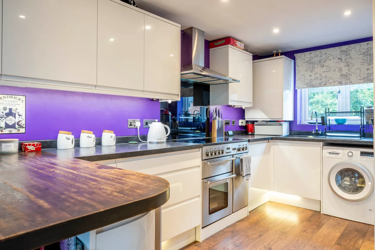 Bushel Cottage, The Maltings, OX15, photo 13