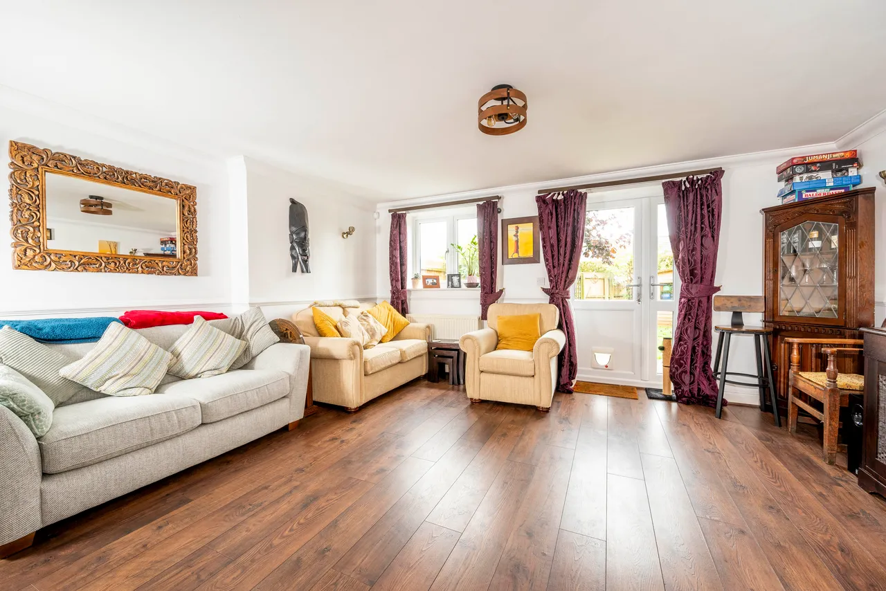 Bushel Cottage, The Maltings, OX15, photo 14