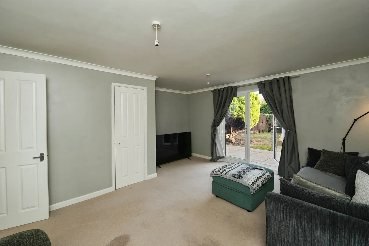 Valentine Lane, Chepstow, NP16, photo 4