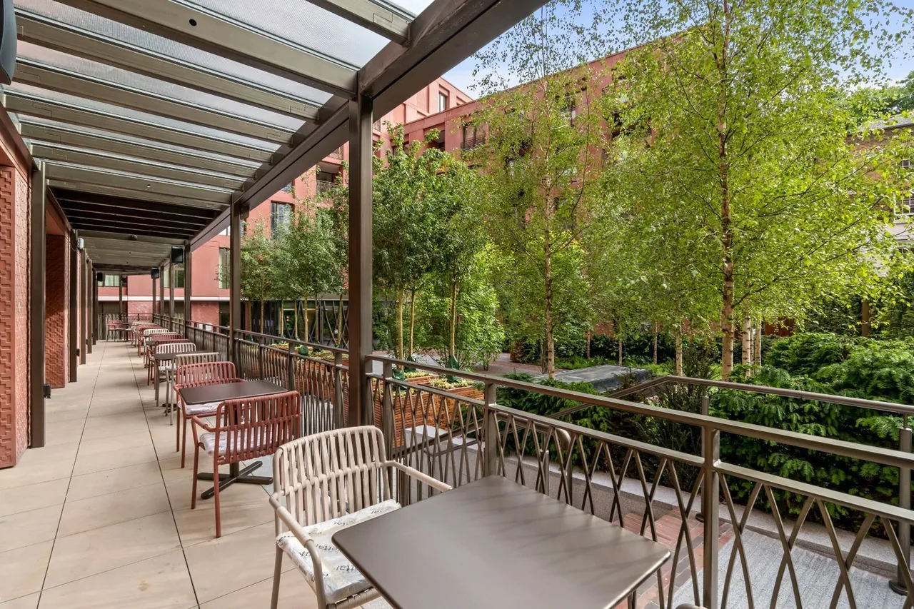 Fenwick Mansions, London, W2, photo 29