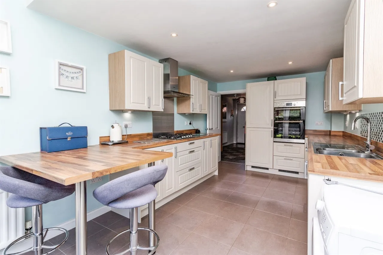 Holden Park, Stafford, ST18, photo 8