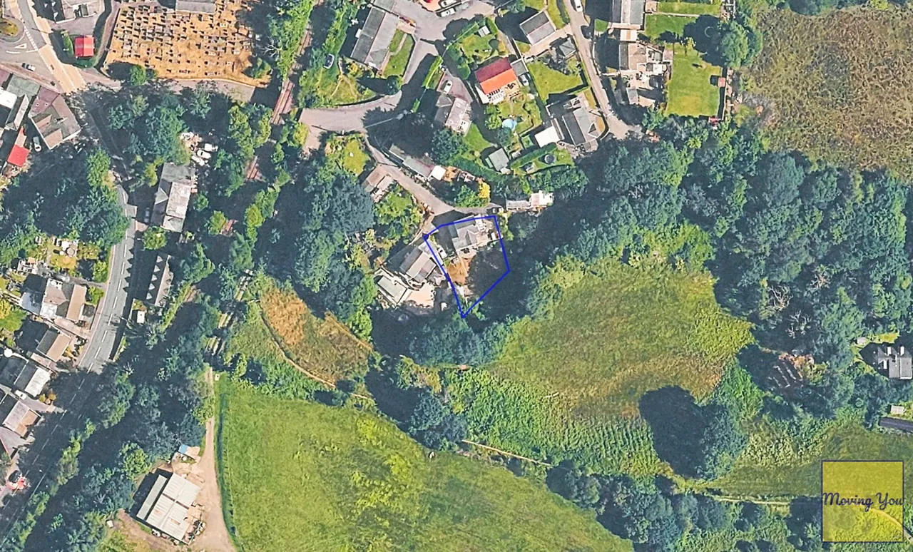 Bryn Awel, Crynant, SA10, photo 2