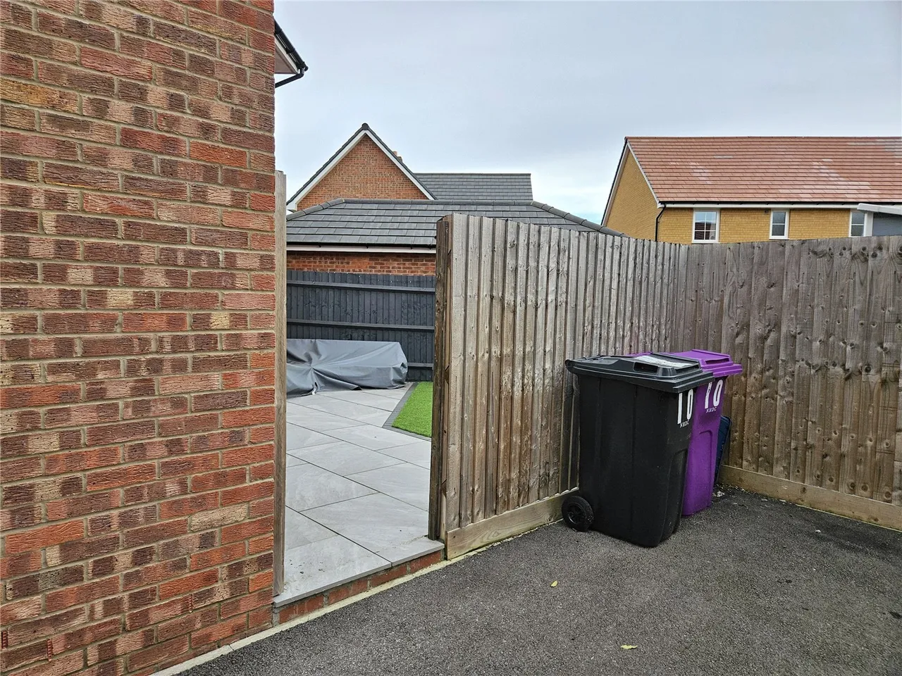 Greenbanks, Lower Stondon, SG16, photo 18