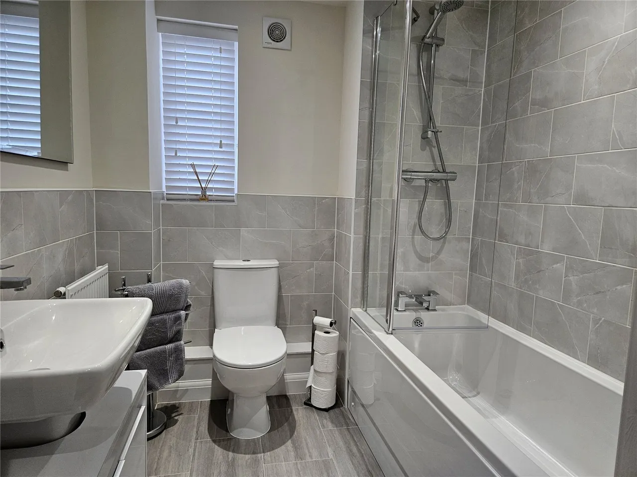 Greenbanks, Lower Stondon, SG16, photo 15