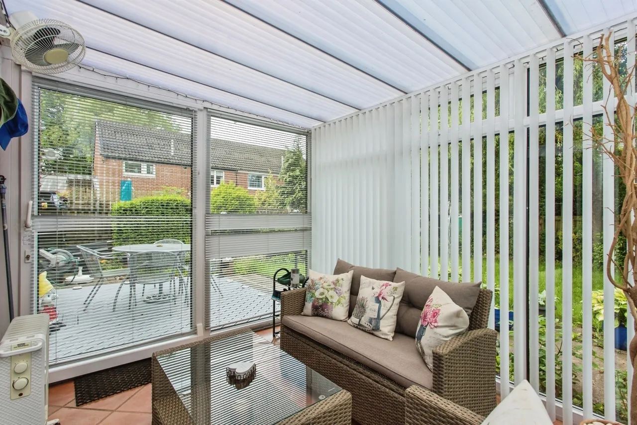 Barn Meadow, Bamber Bridge, Preston, Lancashire, PR5, photo 16