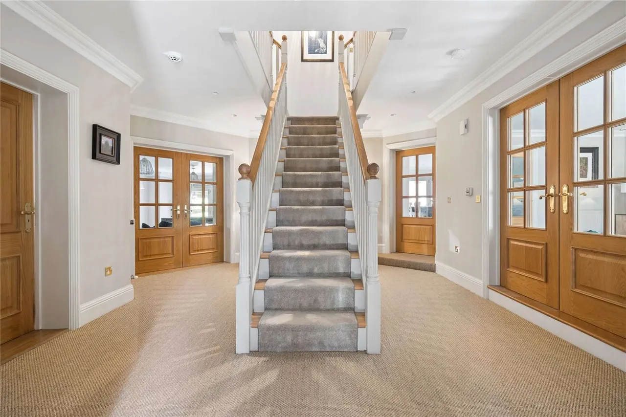 Burgess Wood Grove, Beaconsfield, Buckinghamshire, HP9 1EH, photo 12