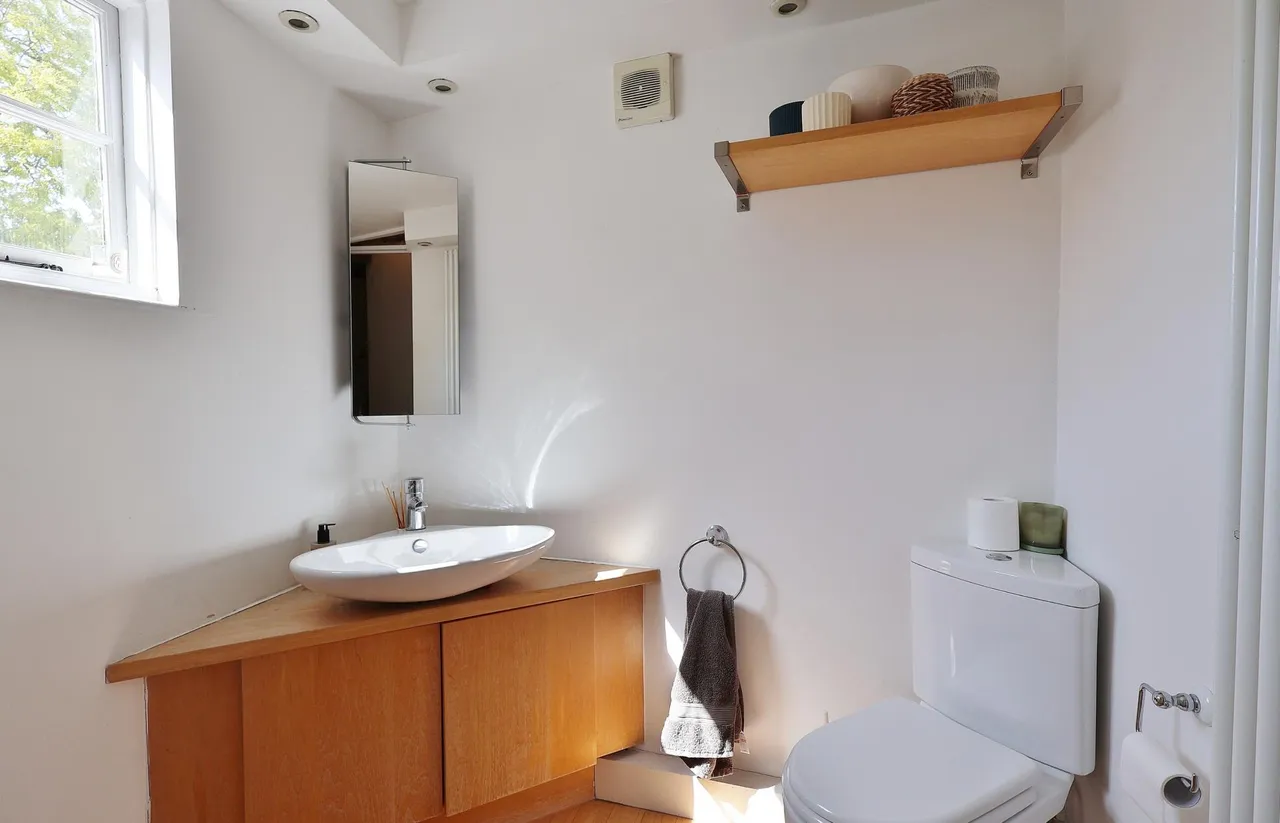 Silver Court, Bancroft, SG5, photo 34