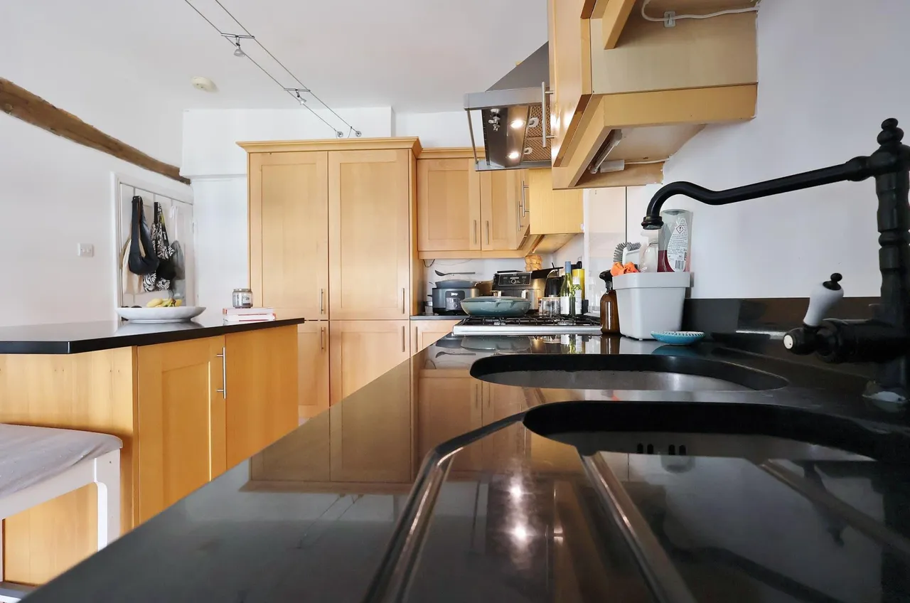 Silver Court, Bancroft, SG5, photo 15
