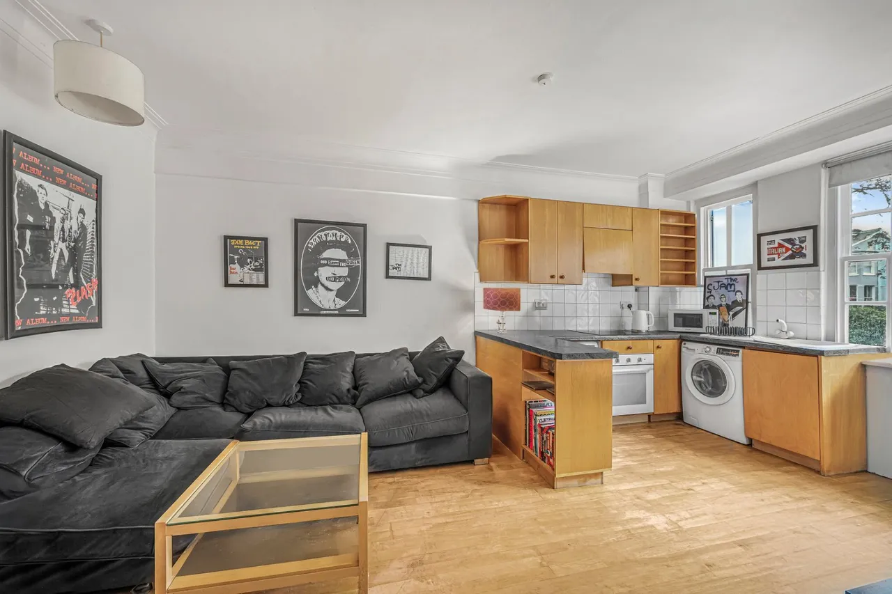 1 bed flat for sale, Eton College Road, Chalk Farm, NW3