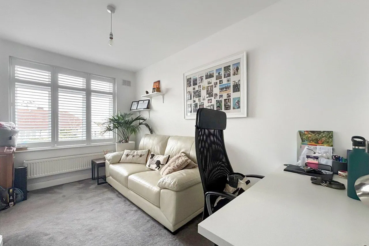 Selborne Avenue, Bexley, DA5, photo 9