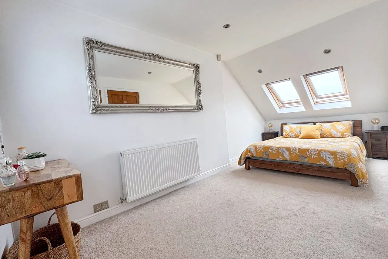 Selborne Avenue, Bexley, DA5, photo 11