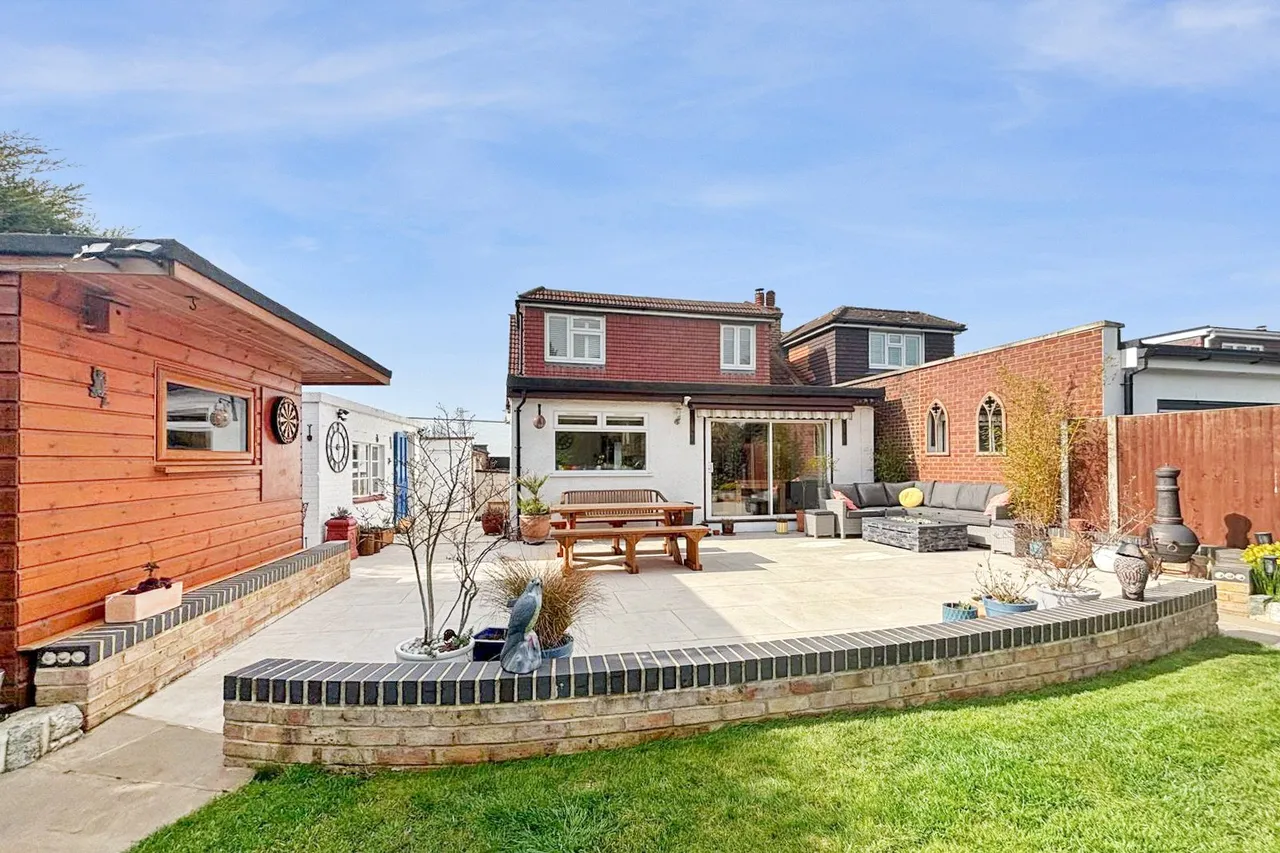 Selborne Avenue, Bexley, DA5, photo 3