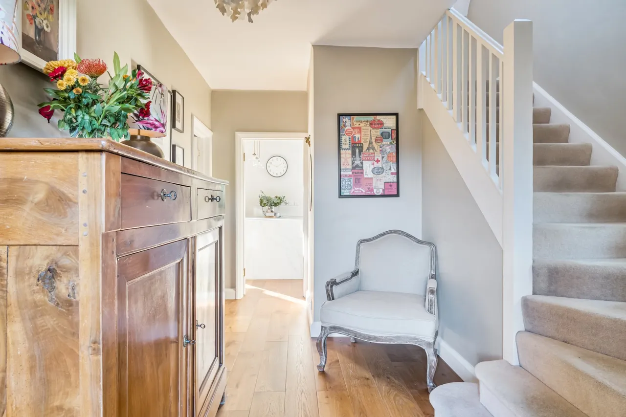 The Close, West Byfleet, KT14, photo 5