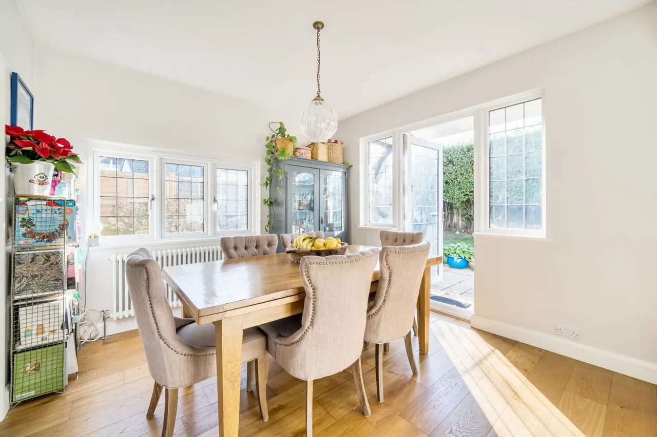 The Close, West Byfleet, KT14, photo 8