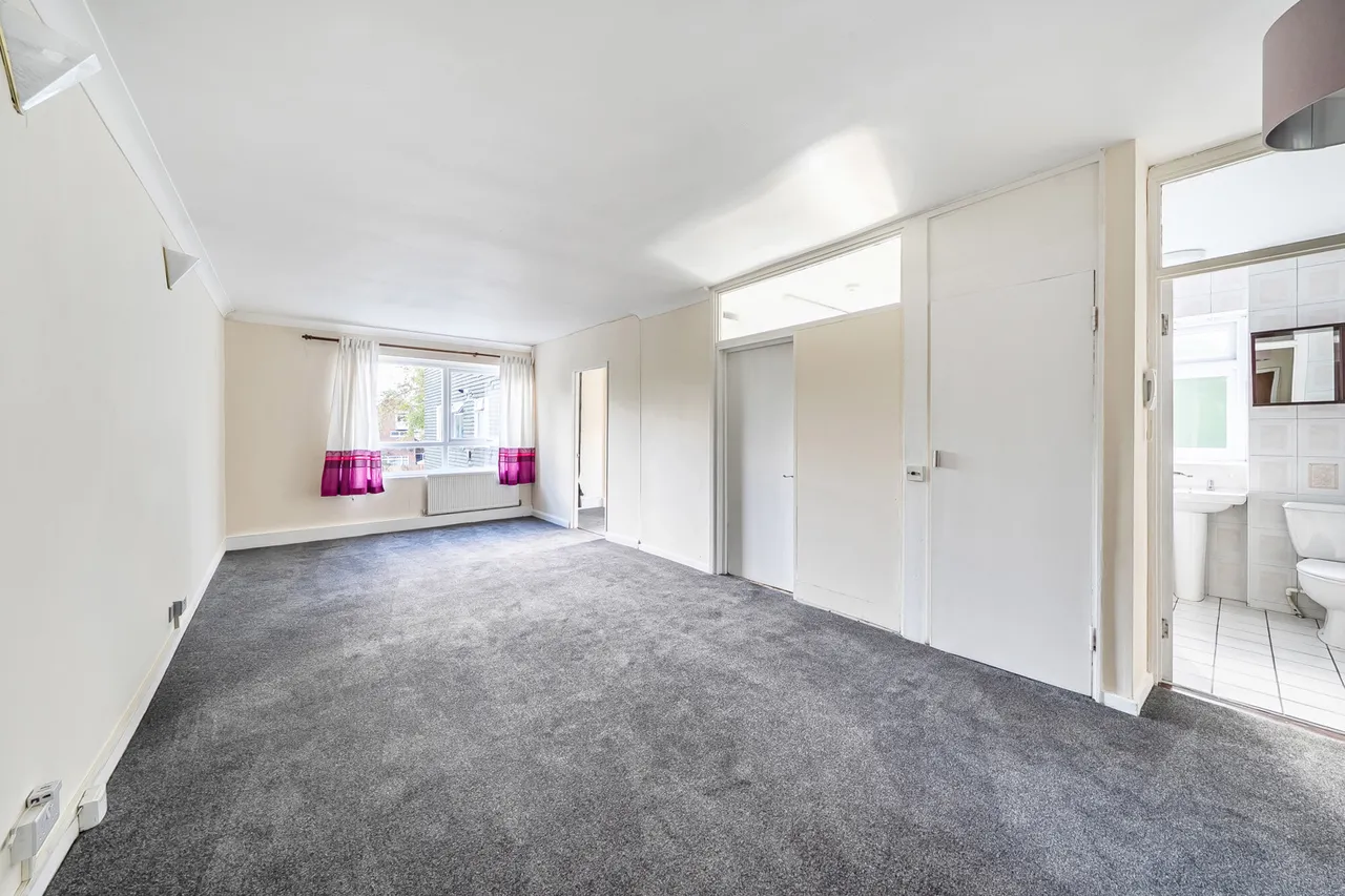 Uxbridge Road, Stanmore, HA7, photo 16
