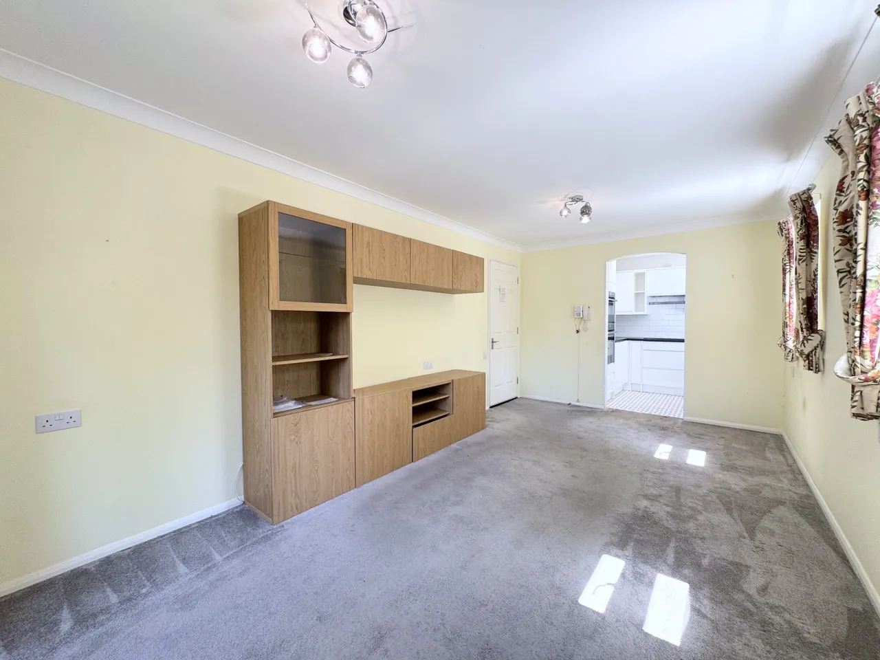 Furzehill Road, Fairbanks Lodge, WD6, photo 5
