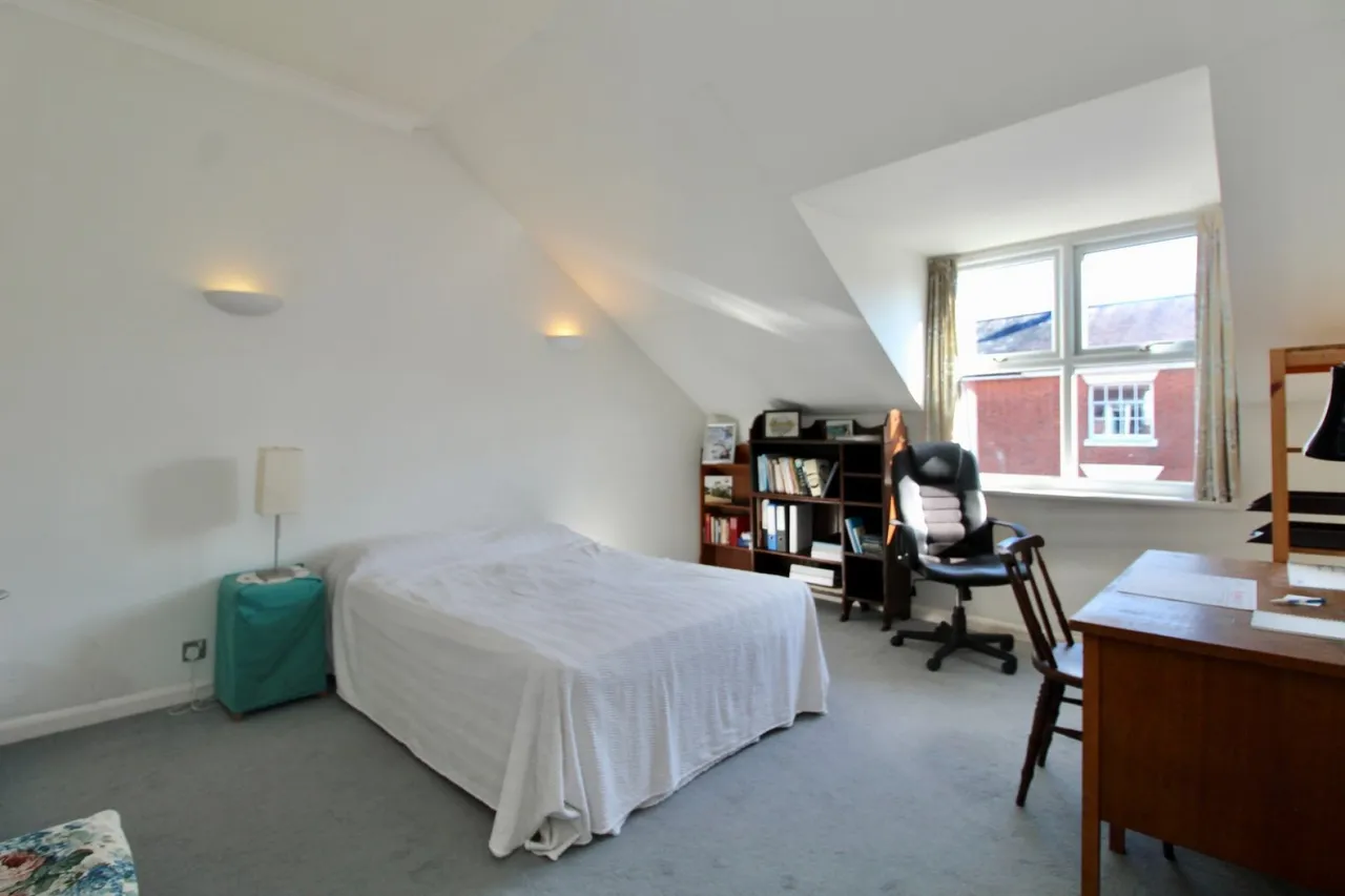 Gosport Street, Lymington, SO41, photo 8