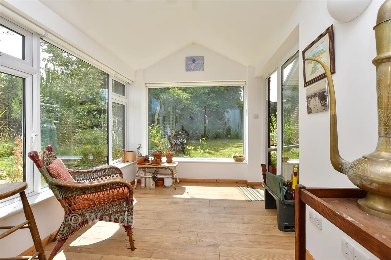 Arthur Salmon Close, Faversham, ME13, photo 6