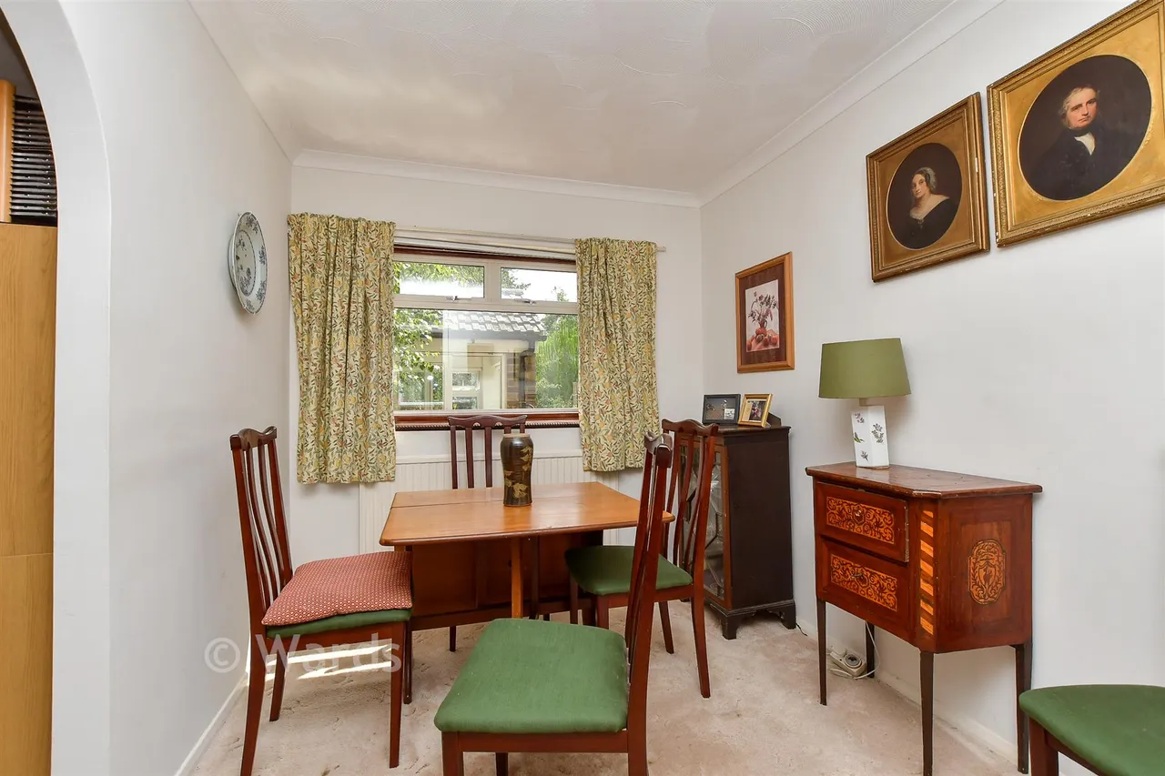 Arthur Salmon Close, Faversham, ME13, photo 4