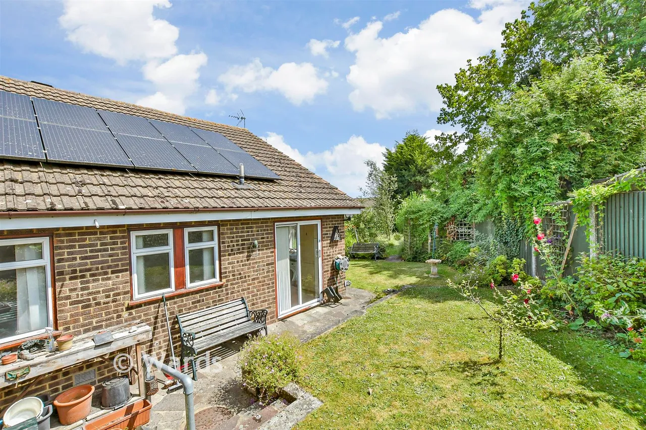 Arthur Salmon Close, Faversham, ME13, photo 12