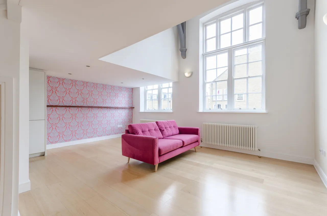 1 bed flat to rent — 10 Frederick Building, 76 Tottenham Road, London