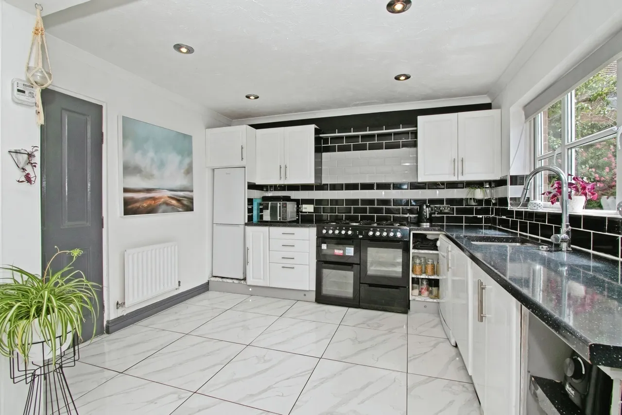 Bishop Temple Road, Truro, TR1, photo 13