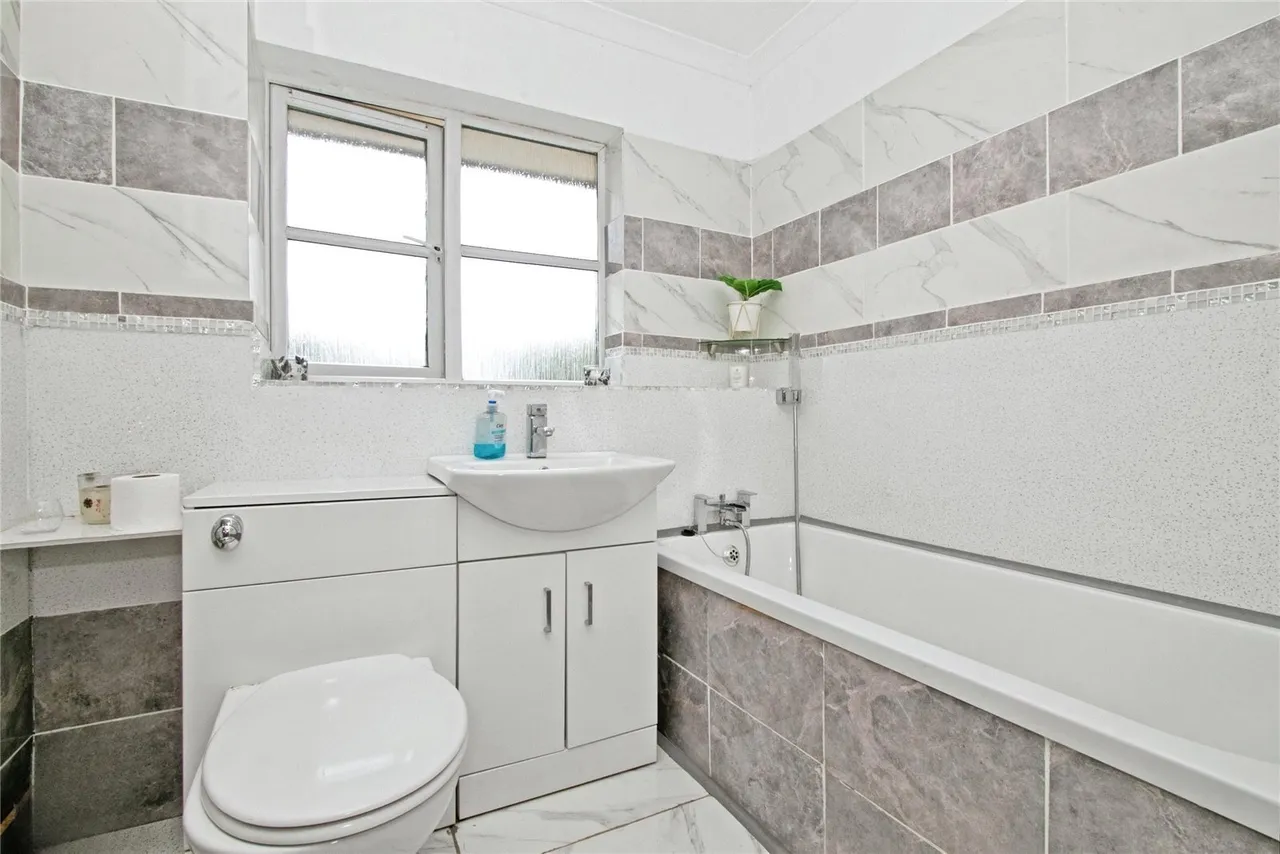Bishop Temple Road, Truro, TR1, photo 18