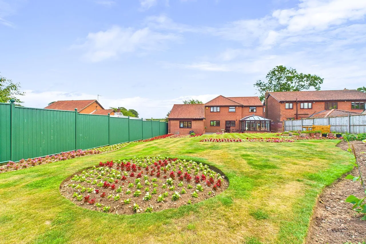 Horkstow Road, Barton-Upon-Humber, DN18, photo 36