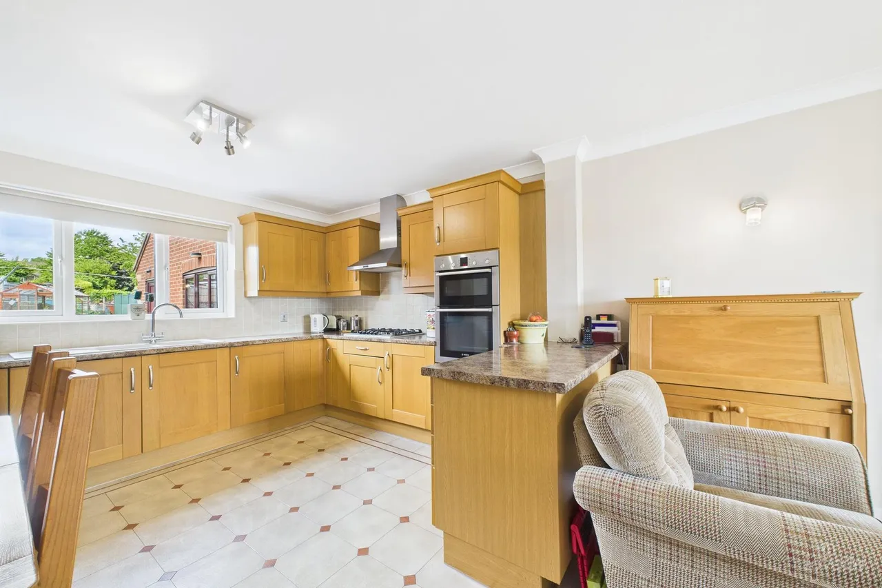 Horkstow Road, Barton-Upon-Humber, DN18, photo 9