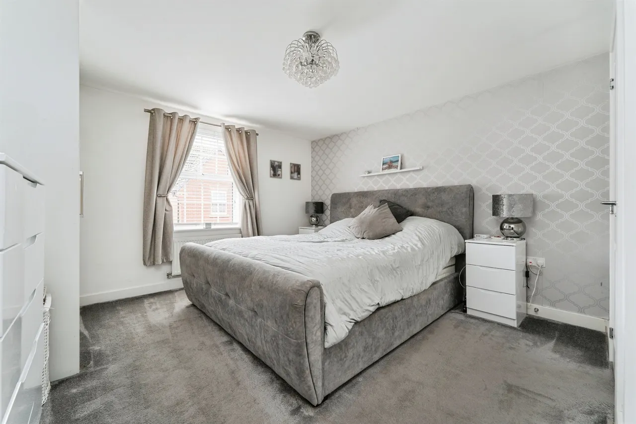 Mahaddie Way, Huntingdon, PE28, photo 17