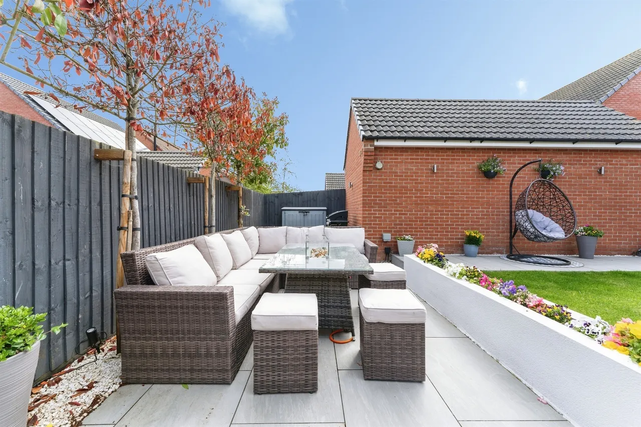 Mahaddie Way, Huntingdon, PE28, photo 12