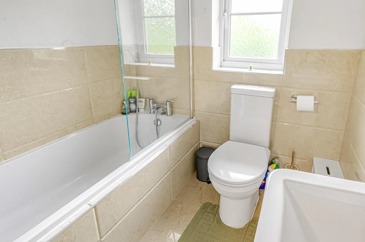 Greave Way, Brimmington, S43, photo 28