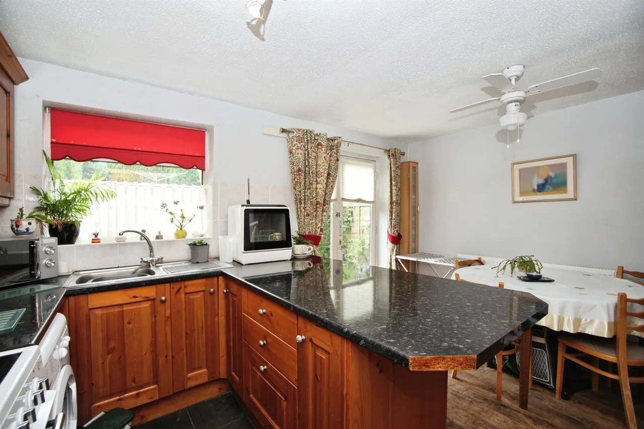 Clos Cyncoed Caerphilly, CF83, photo 3