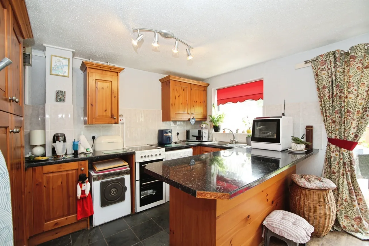 Clos Cyncoed Caerphilly, CF83, photo 8