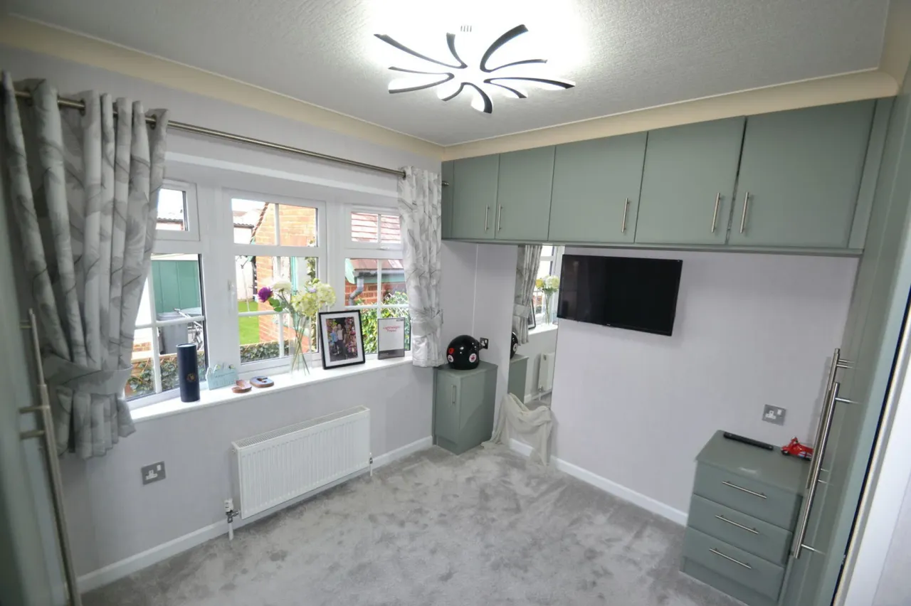 Wey Meadows, Weybridge, KT13 8XY, photo 6