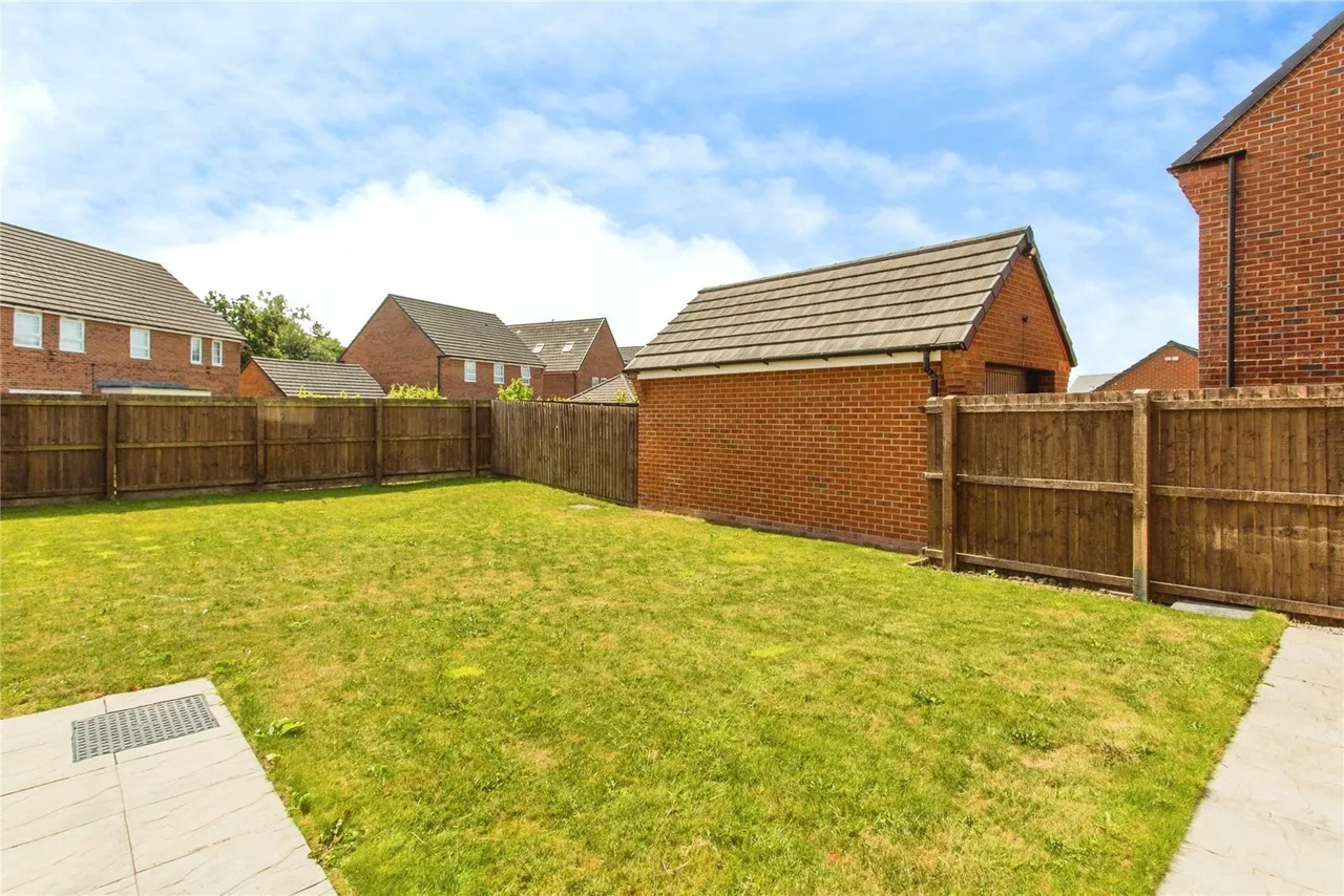 Blythe Road, Preston, PR4, photo 22