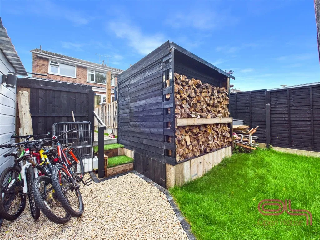 Handsacre Close, Swadlincote, DE11, photo 34