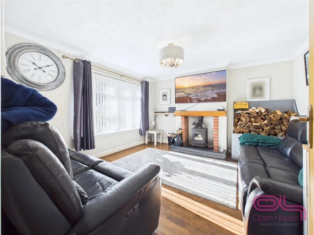 Handsacre Close, Swadlincote, DE11, photo 6