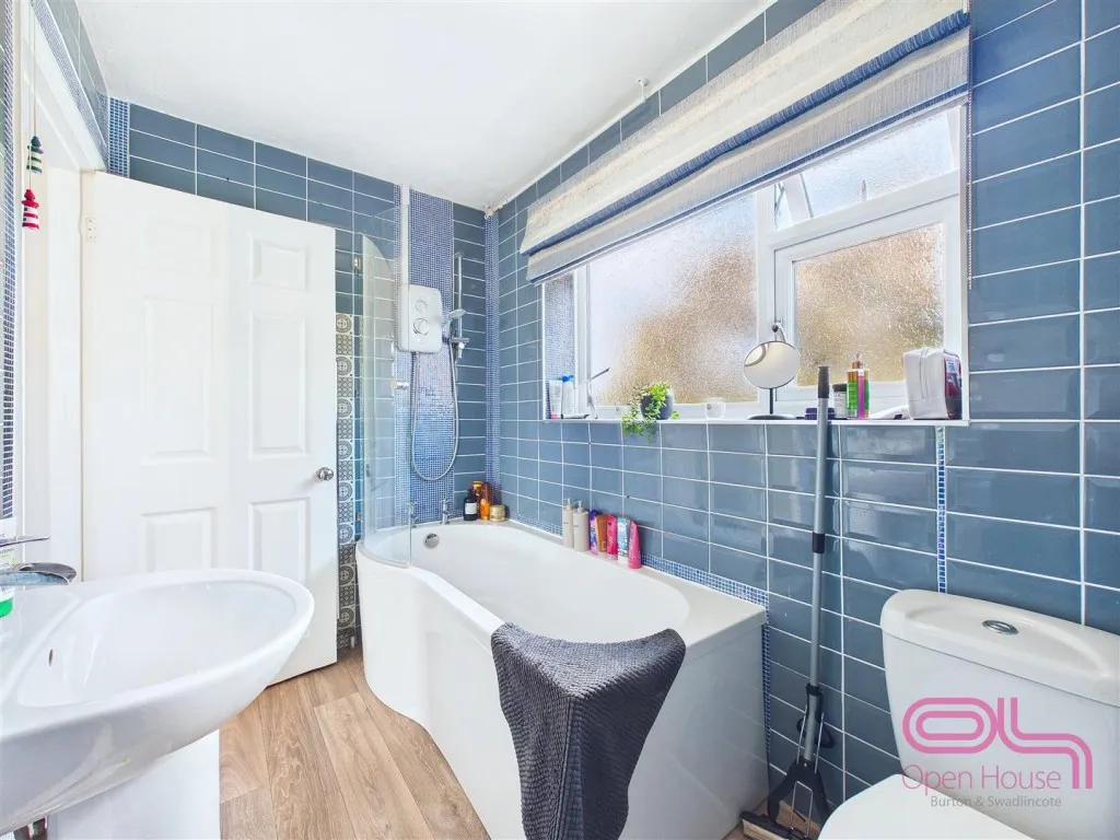 Handsacre Close, Swadlincote, DE11, photo 28