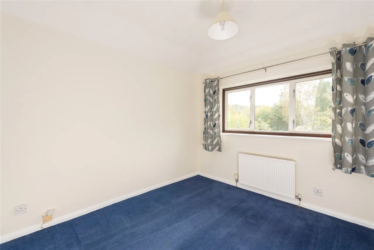 Favell Drive, Furzton, MK4, photo 5