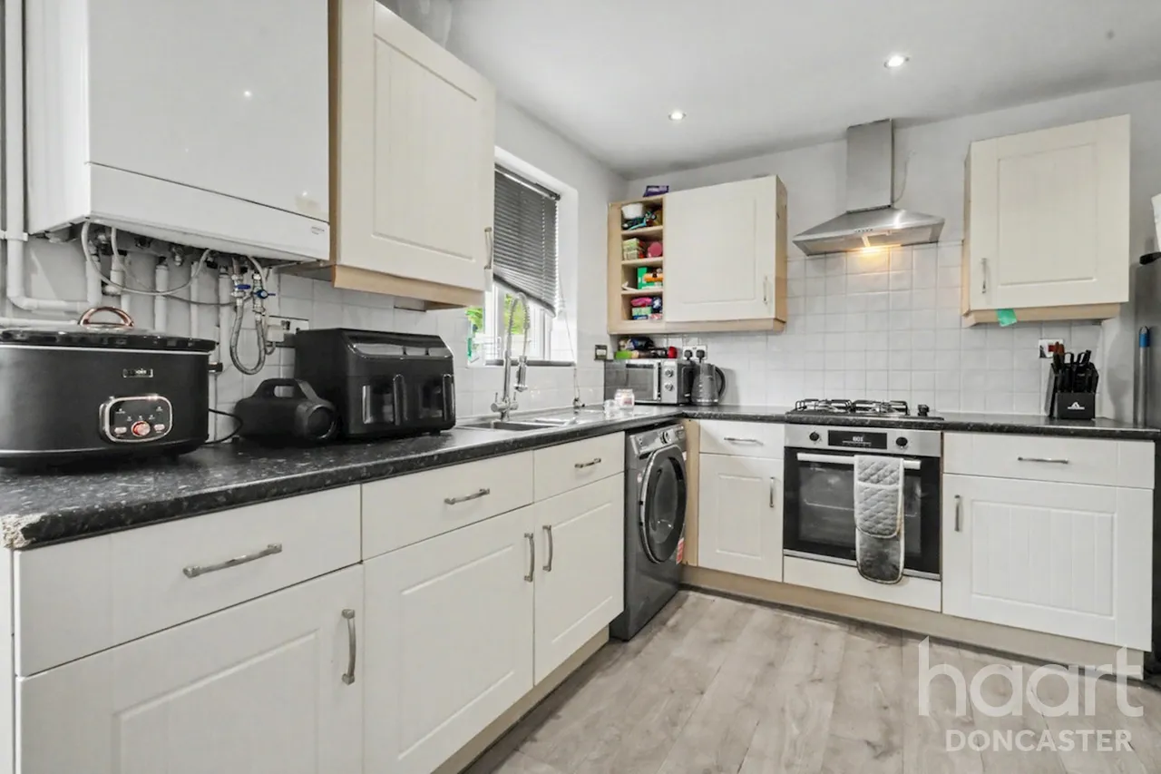 Oak Court, Woodfield Plantation, DN4, photo 6
