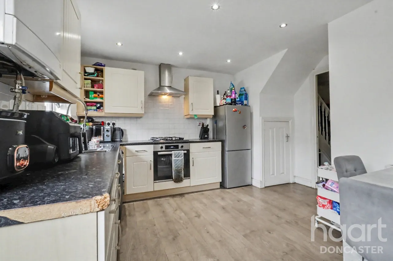 Oak Court, Woodfield Plantation, DN4, photo 5