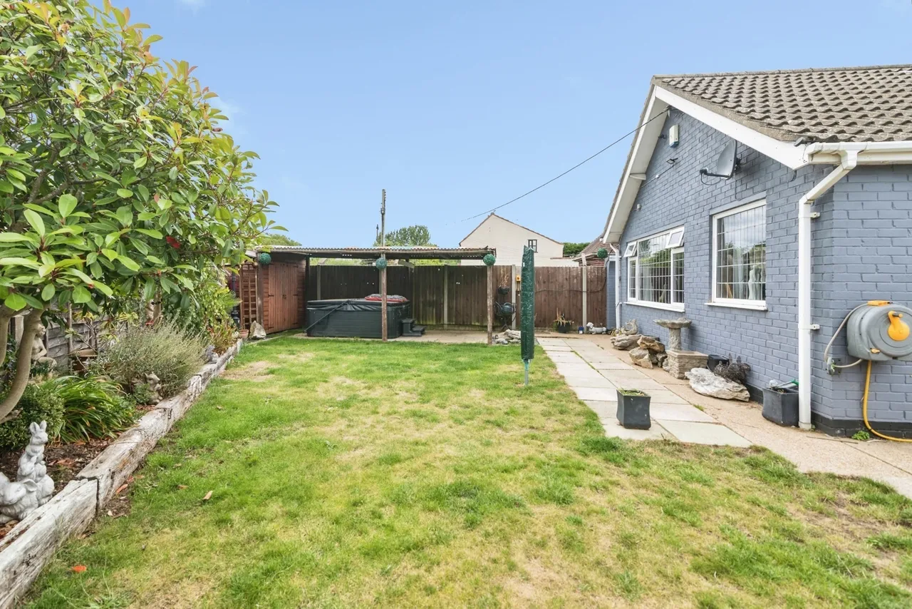 The Gardens, Carlton Colville, Lowestoft, Suffolk, NR33, photo 17