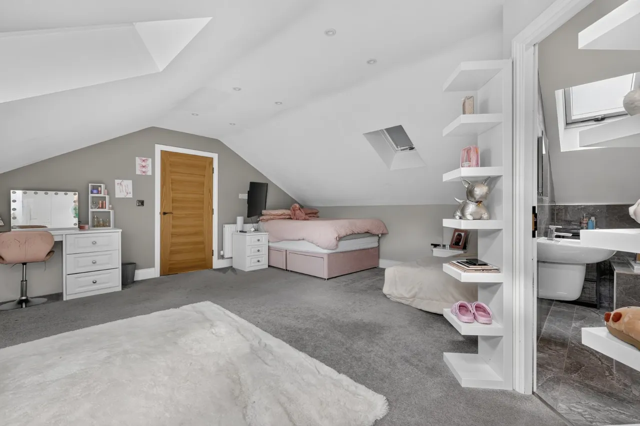 Monson Avenue, Calverley, LS28, photo 31