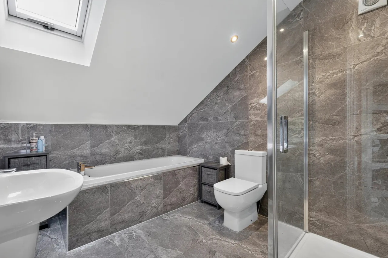Monson Avenue, Calverley, LS28, photo 32