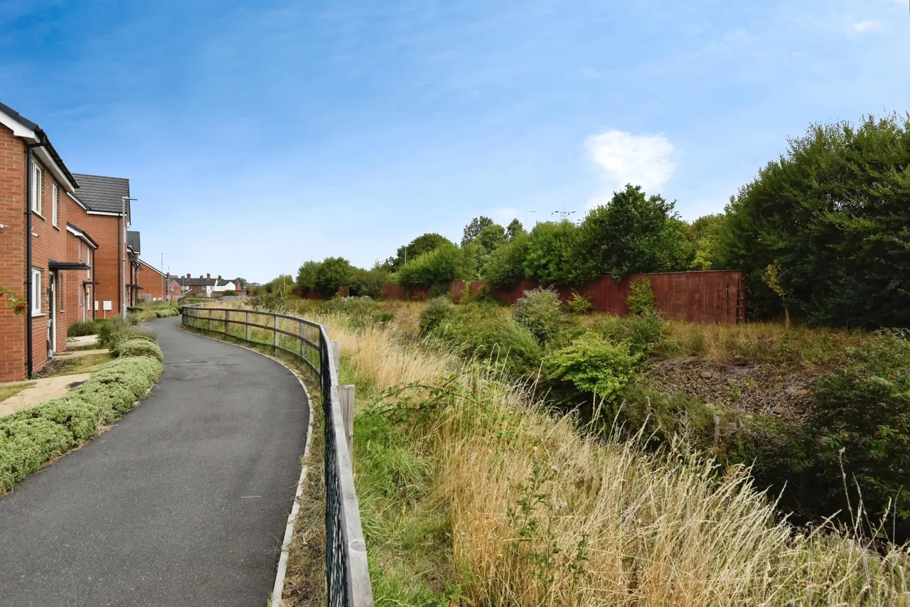 Mabel Smith Walk, Stoke-on-trent, ST4, photo 20
